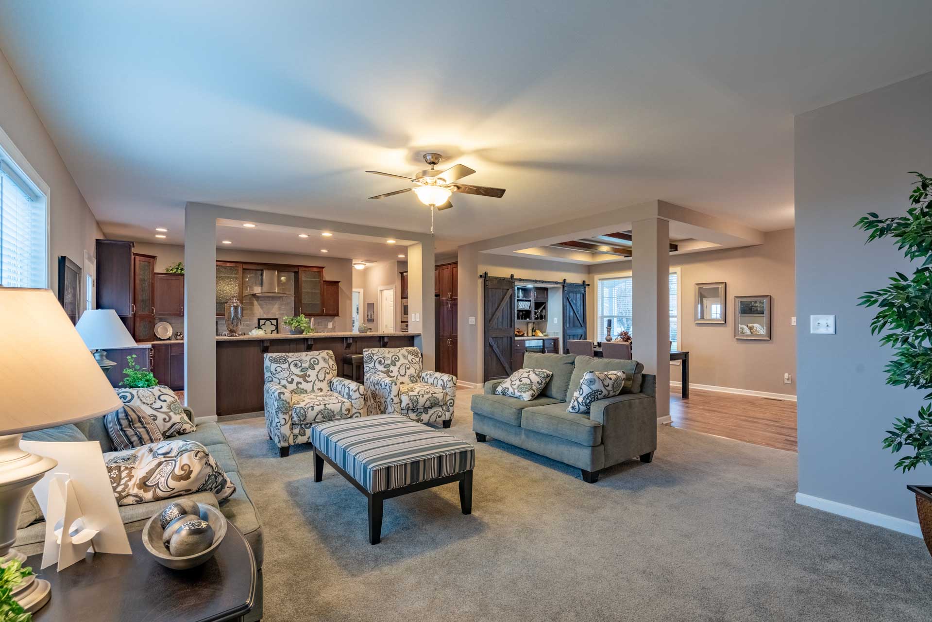 Rockbridge Elite 2 1R2202V "Aurora" For Sale by Yates Home Sales